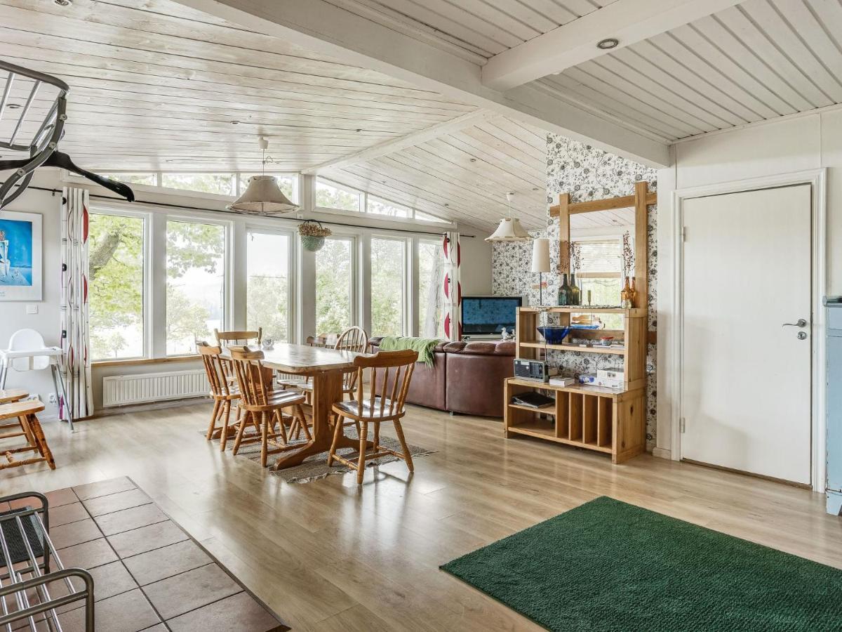 Holiday Home Aengasjoe Ekbacken By Interhome Ostra Frolunda Exterior photo